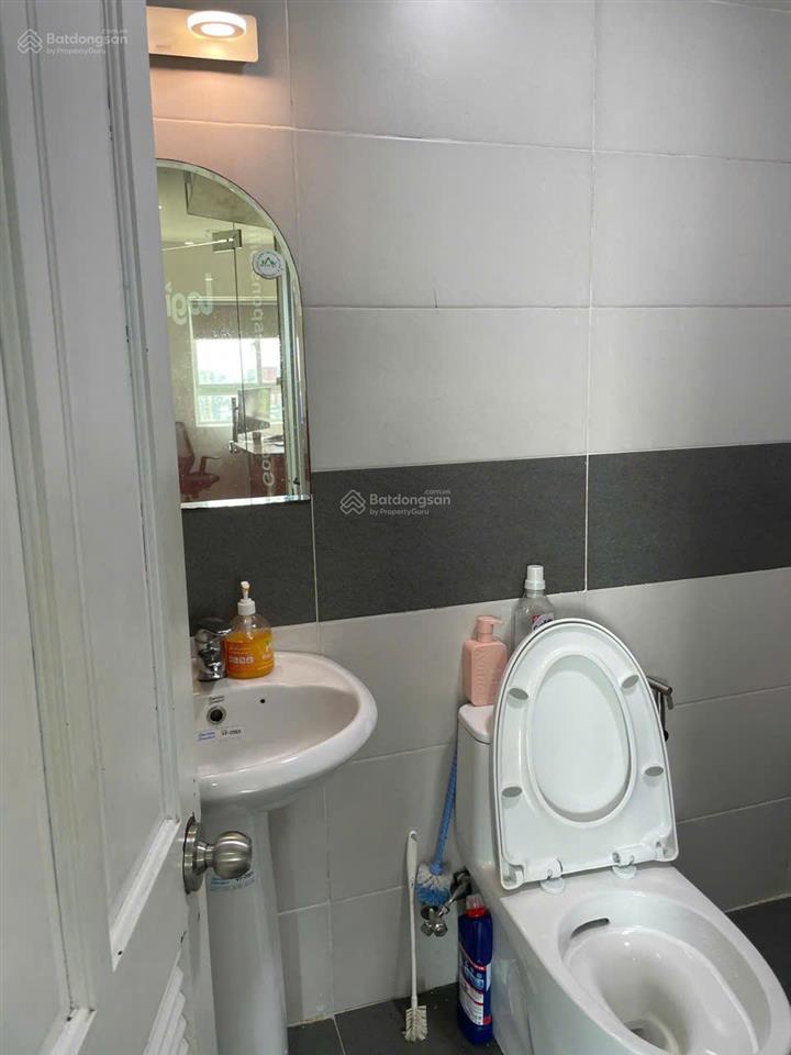 Bán căn hộ indochina park tower, dt 105m2 3pn 2wc tầng cao