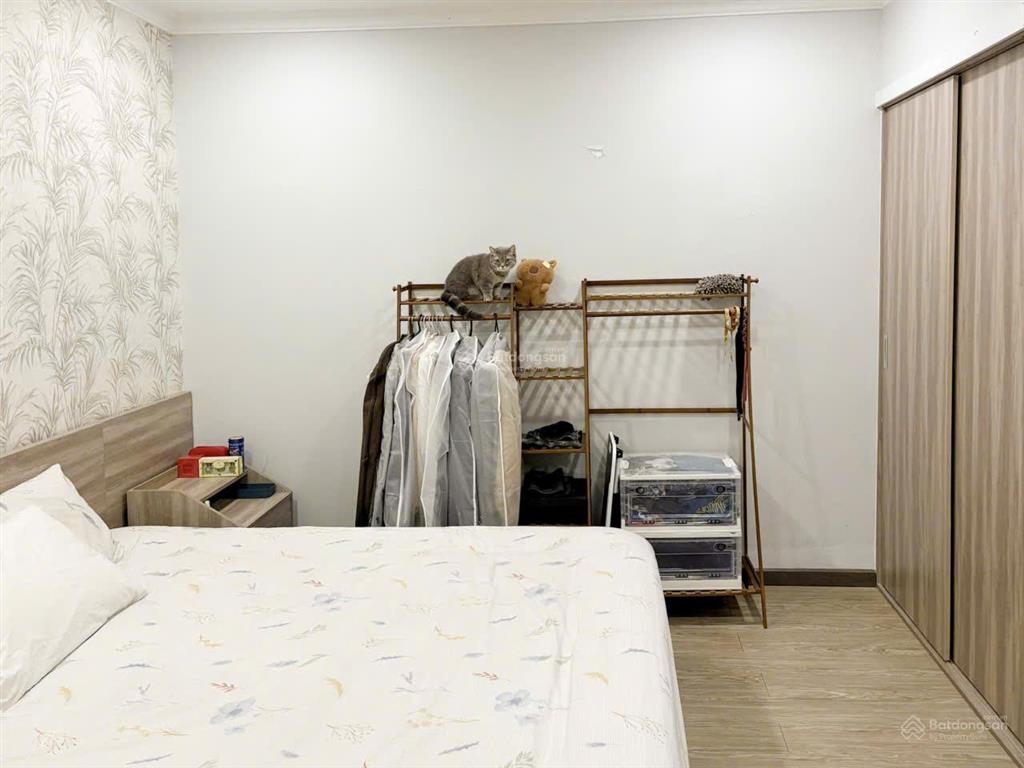 Bán căn chung cư thế kỷ 21, dt 75m2 2pn 1wc, tầng cao