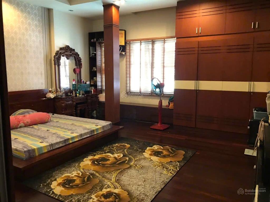 Cho thuê biệt thự khu 216 thảo điền, quận 2