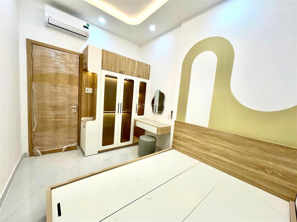 Bán nhà đẹp trệt lầu, 3pn 2wc full nội thất đường điện biên phủ, phường 17, bình thạnh