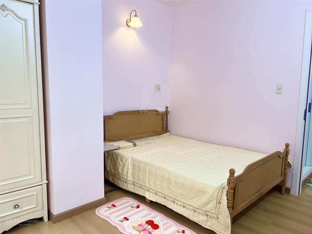Bán chung cư cửu long, dt 63m2 2pn 1wc nhà đẹp có ban công
