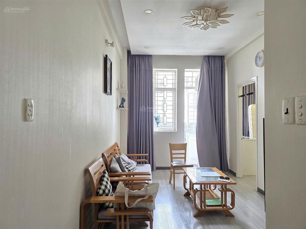 Bán chung cư b1 trường sa, dt 52m2 2pn 2wc tầng cao, ban công view ngoài