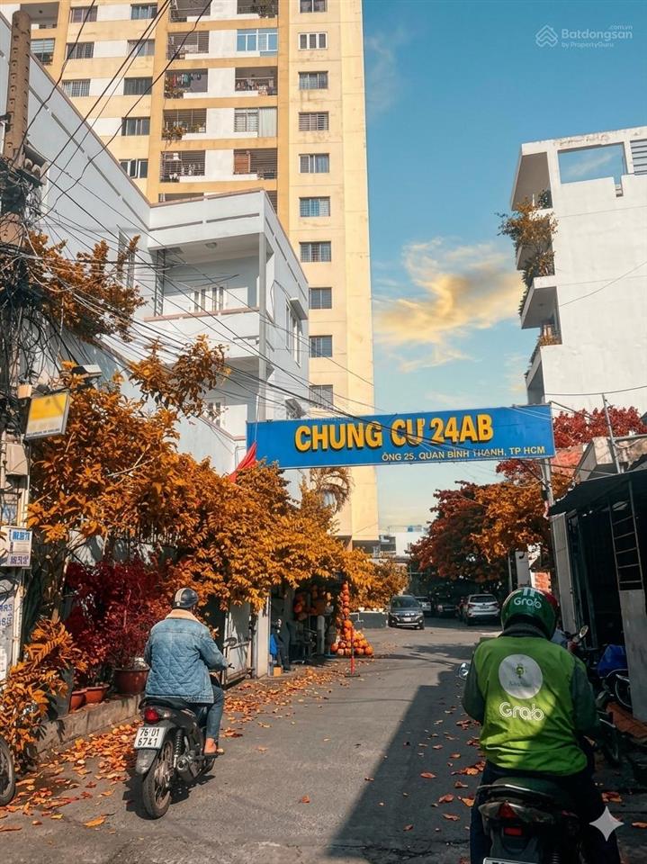 Bán chung cư 24ab đường d5, phường 25 , dt 100m2 3pn 2wc tầng trung