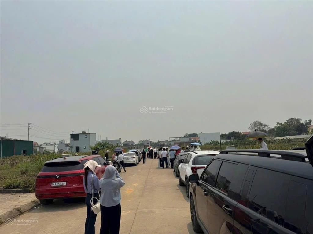 Chính chủ cần bán 700tr/mảnh. lõi kcn hà long  bỉm sơn, trung tâm hành chính công.