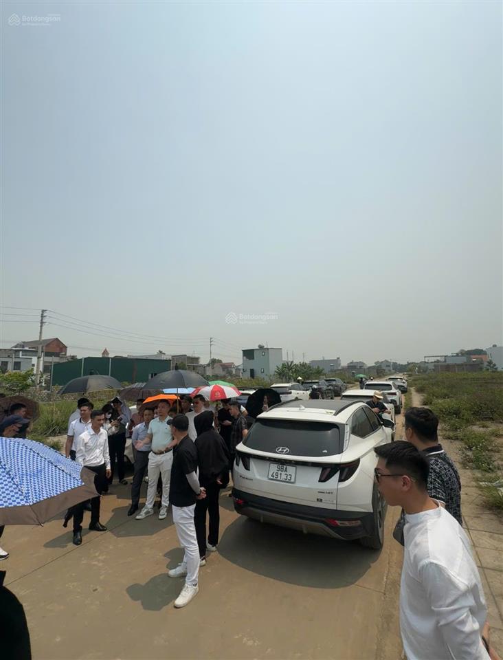 Chính chủ cần bán 700tr/mảnh. lõi kcn hà long  bỉm sơn, trung tâm hành chính công.