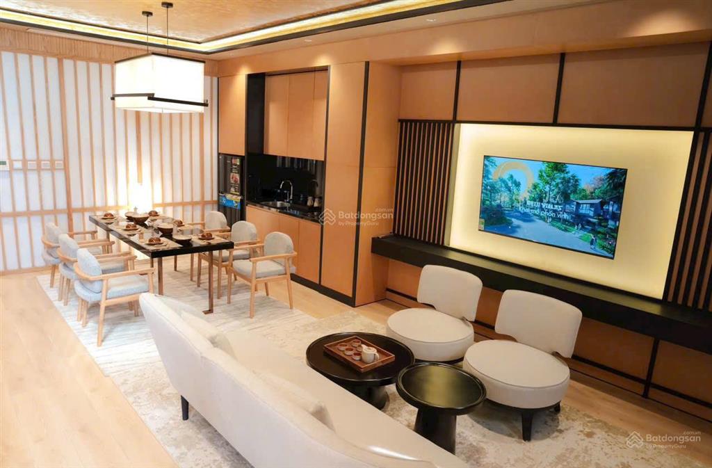Chính chủ  cắt lỗ 13 tỷ  căn biệt thự 4 ngủ  đầy đủ nội thất  200m2  cho thuê lại 60tr/tháng