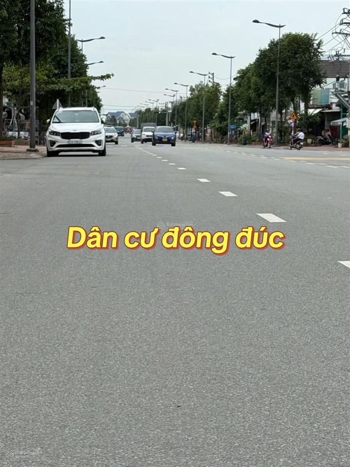 Góc gần trung tâm thành phố mới bình dương ngay sân golf có nhà đường trần ngọc lên gần trường