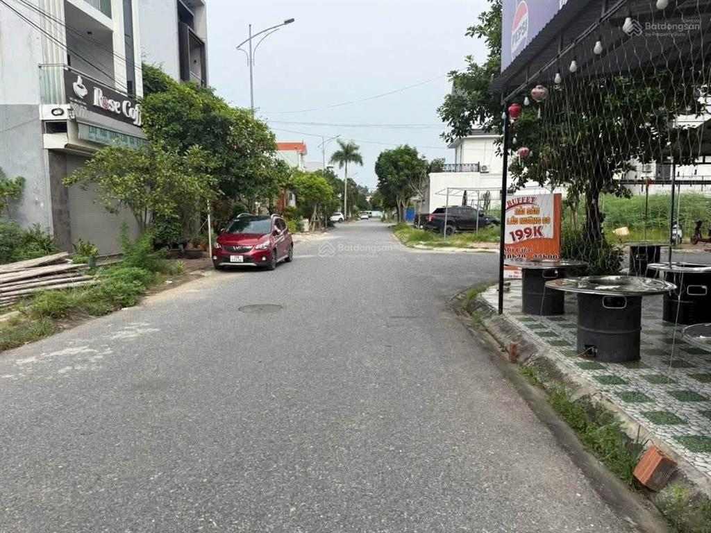 Bán lô tuyến gò gai tuyến 1 vị trí đắc địa nhất, dt 100m2 ngang 5m. em đức 0383 196 *** (zalo)