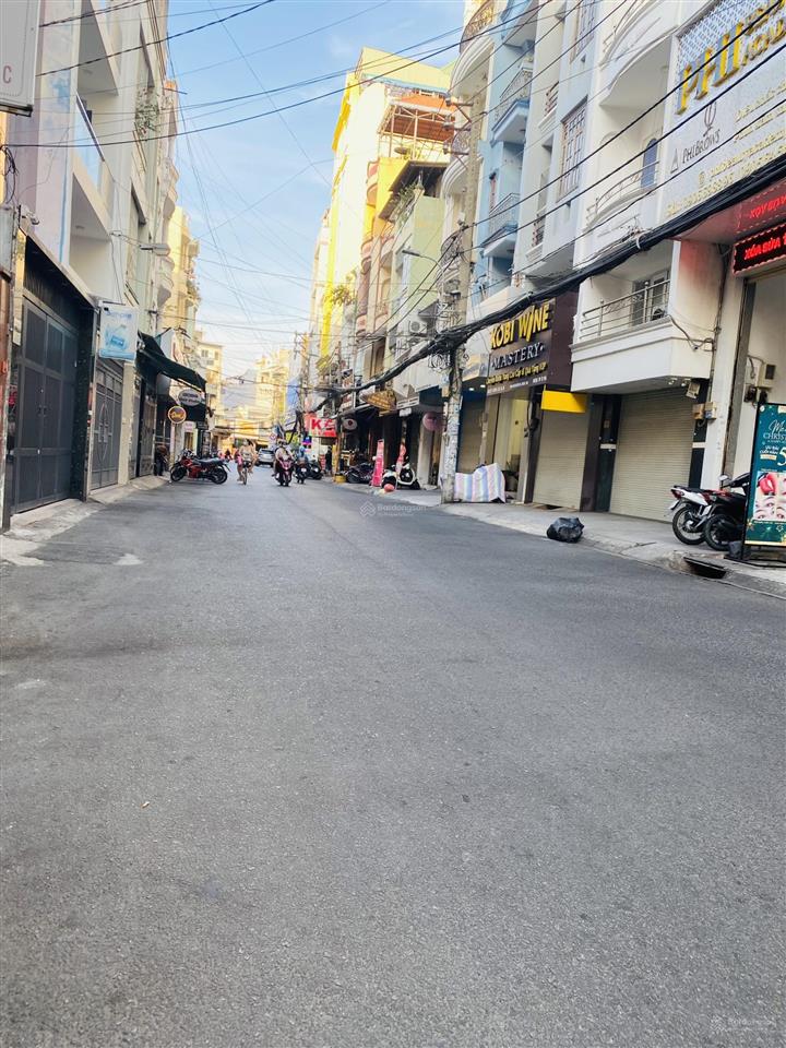 Bán nhà 285 cách mạng tháng 8 phường 12 quận 10 (4.5x15m, 3 lầu) giá 22 tỷ