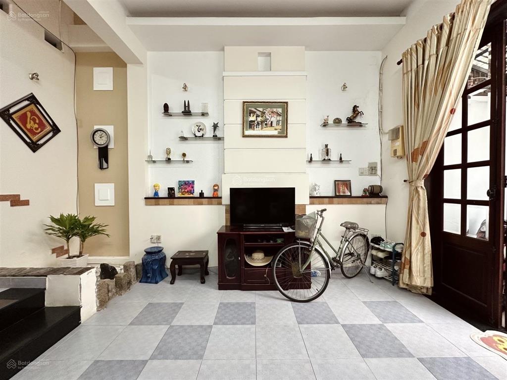 Bán nhà nguyễn đình chiểu phường 4 quận 3 (3.4x10m, 40m2) giá 6.3 tỷ