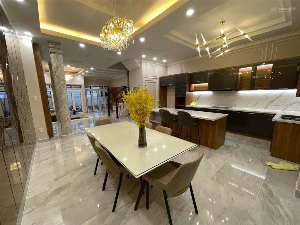 Bán nhà tô hiến thành phường 13 quận 10 (4.2x27m, cn 110m2) giá 16.8 tỷ