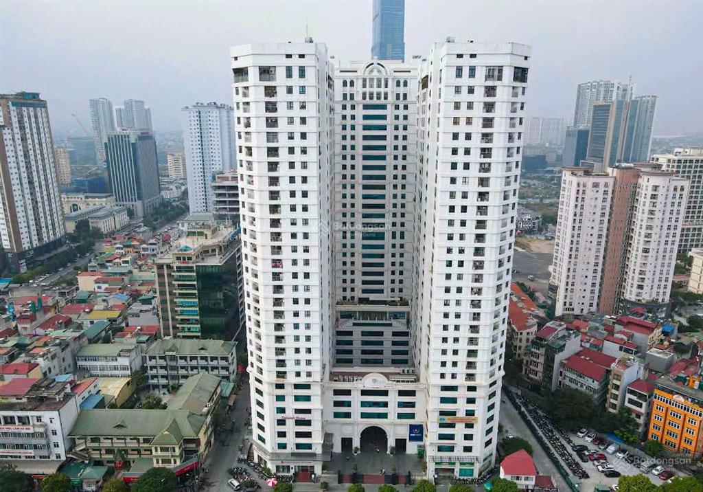 Tôi chính chủ bán căn 2pn central field 219 trung kính, tầng 22 đẹp, ban công đông nam, view đường