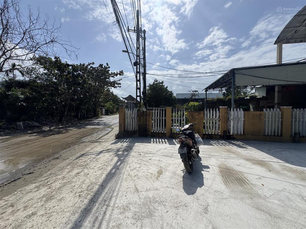 Chủ cần tiền bán nhà 171m2 3 pn, mặt tiền an dương vương  điện dương nhà đẹp giá rẻ, gần biển tiện