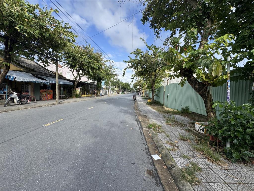 Cần bán đất hội an xây khách sạn 5  7 tầng, 724,9m2 view sông, có thiết kế, đ. nguyễn tri phương