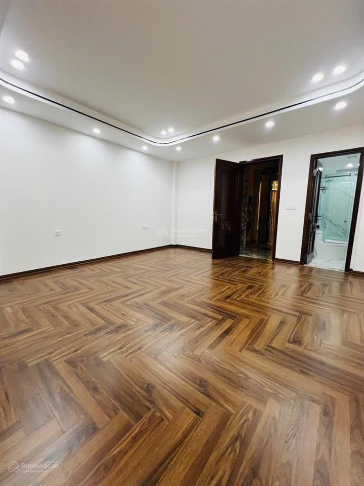 Bán nhà phân lô thịnh liệt hoàng mai, ô tô đỗ cửa, 40m x 5 tầng, nhỉnh 9 tỷ  0977 435 ***