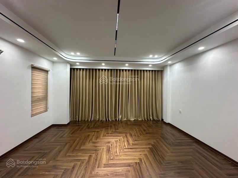 Bán nhà phân lô thịnh liệt hoàng mai, ô tô đỗ cửa, 40m x 5 tầng, nhỉnh 9 tỷ  0977 435 ***