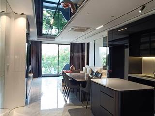 Bán nhà 65m2 x 6 tầng view trực diện hồ linh đàm ô tô tránh thang máy 20 tỷ 0977 435 ***