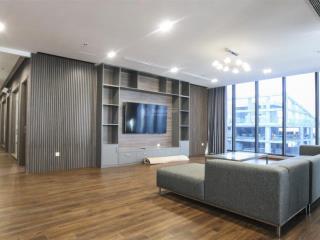 Cho thuê căn hộ penthouse chung cư vinhomes metropolis  view hồ tây ( 0349 511 ***)