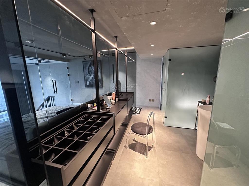 Cho thuê gấp căn hộ duplex 1pn tại chung cư pentstudio  699 lạc long quân ( 0349 511 ***)