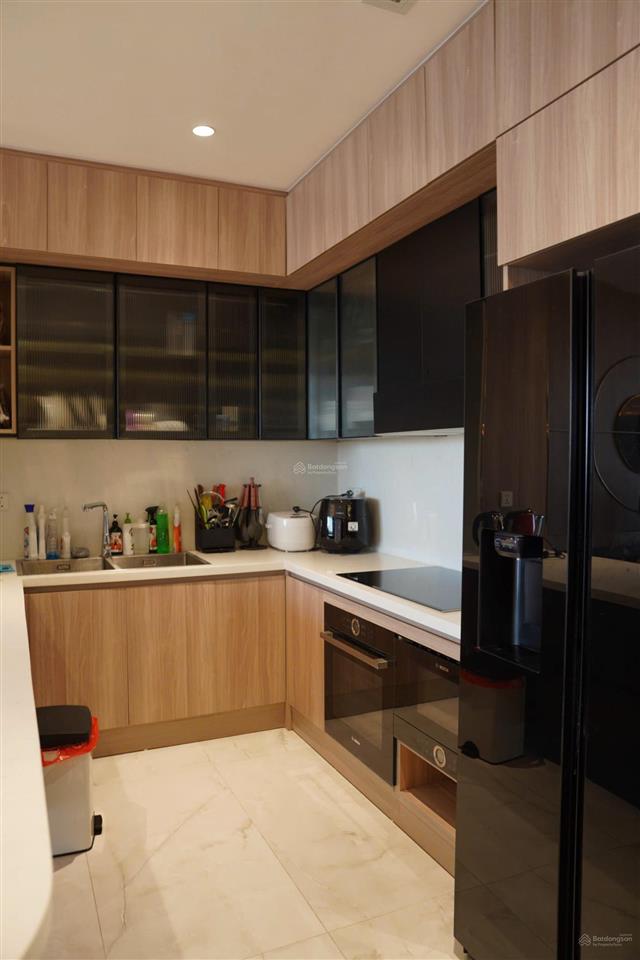 Tôi cho thuê căn hộ 2pn, 2wc tại chung cư sun grand city  69b thụy khuê ( 0349 511 ***)