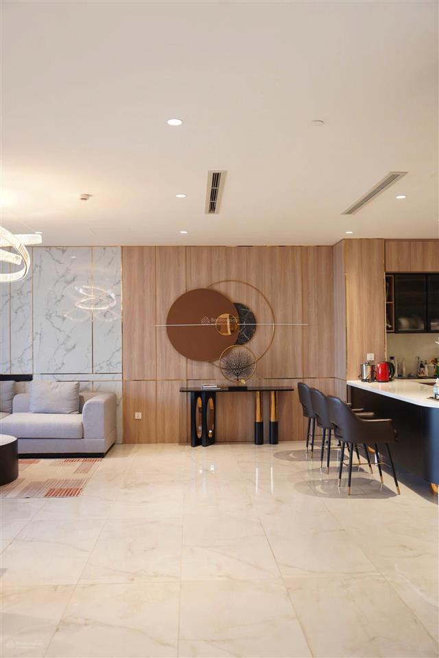 Tôi cho thuê căn hộ 2pn, 2wc tại chung cư sun grand city  69b thụy khuê ( 0349 511 ***)
