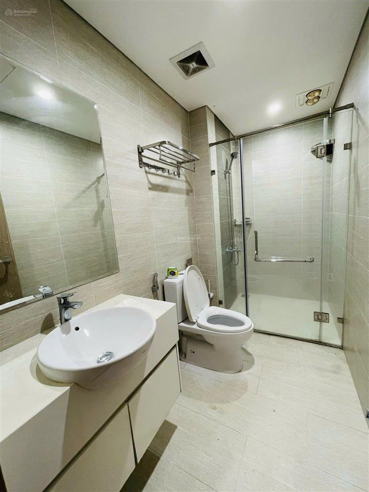 Chính chủ cho thuê căn hộ 2pn tòa gs1 vin tây mỗ giá chỉ 12tr/1 tháng