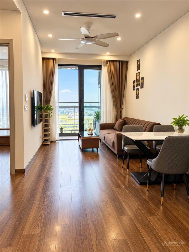 Chính chủ cho thuê 1nc  full nội thất tòa mas a  view bể bơi đẹp