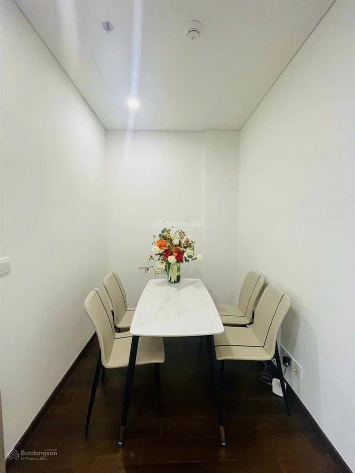 Siêu rẻ. 9,5 tr. căn 1n +1 full đồ. miễn phí dịch vụ tòa masteri 0945 881 ***