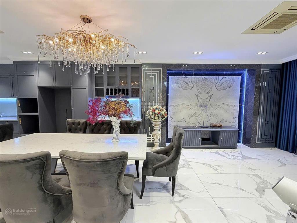 Bán gấp hxh tại hồ văn huê, 120m2, 6 tầng