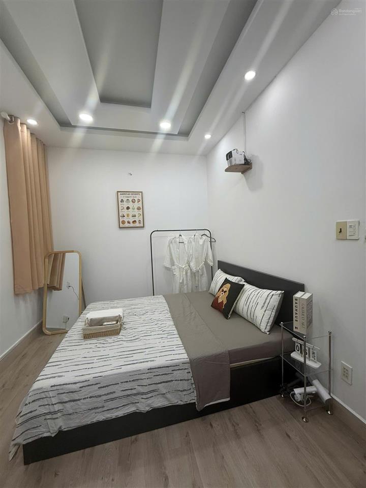 Chính chủ bán hoàng dư khương quận 10, 5 tầng  10 phòng  67m2, 55tr/tháng