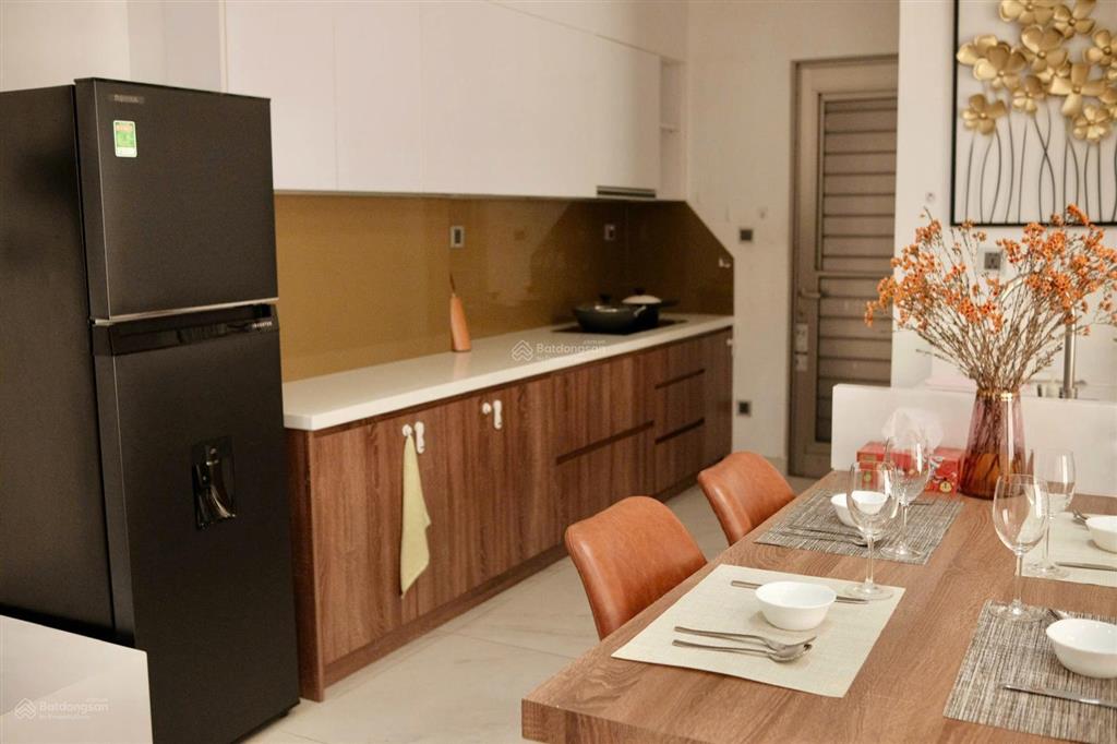 Cho thuê căn hộ 2pn midtown m7 phú mỹ hưng tặng ô đậu xe hầm chỉ 24 triệu