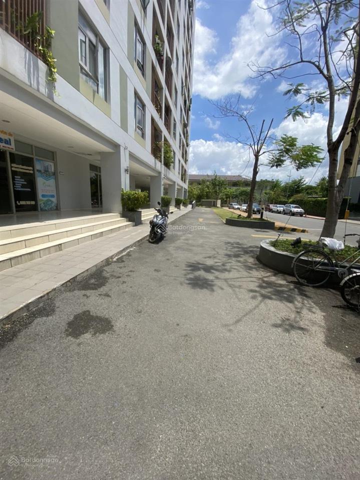 Bán căn shophouse chung cư parc spring 132m giá 8.5 tỷ bao thuế phí đã có sổ  0901 199 *** ma dương