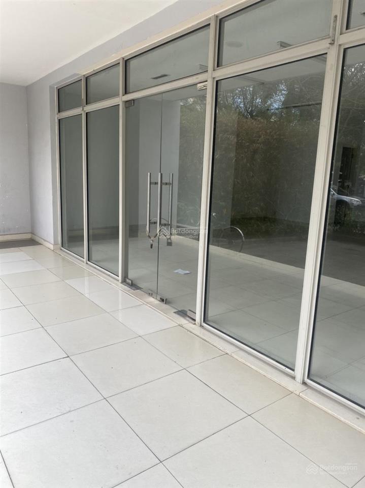 Bán căn shophouse chung cư parc spring 132m giá 8.5 tỷ bao thuế phí đã có sổ  0901 199 *** ma dương