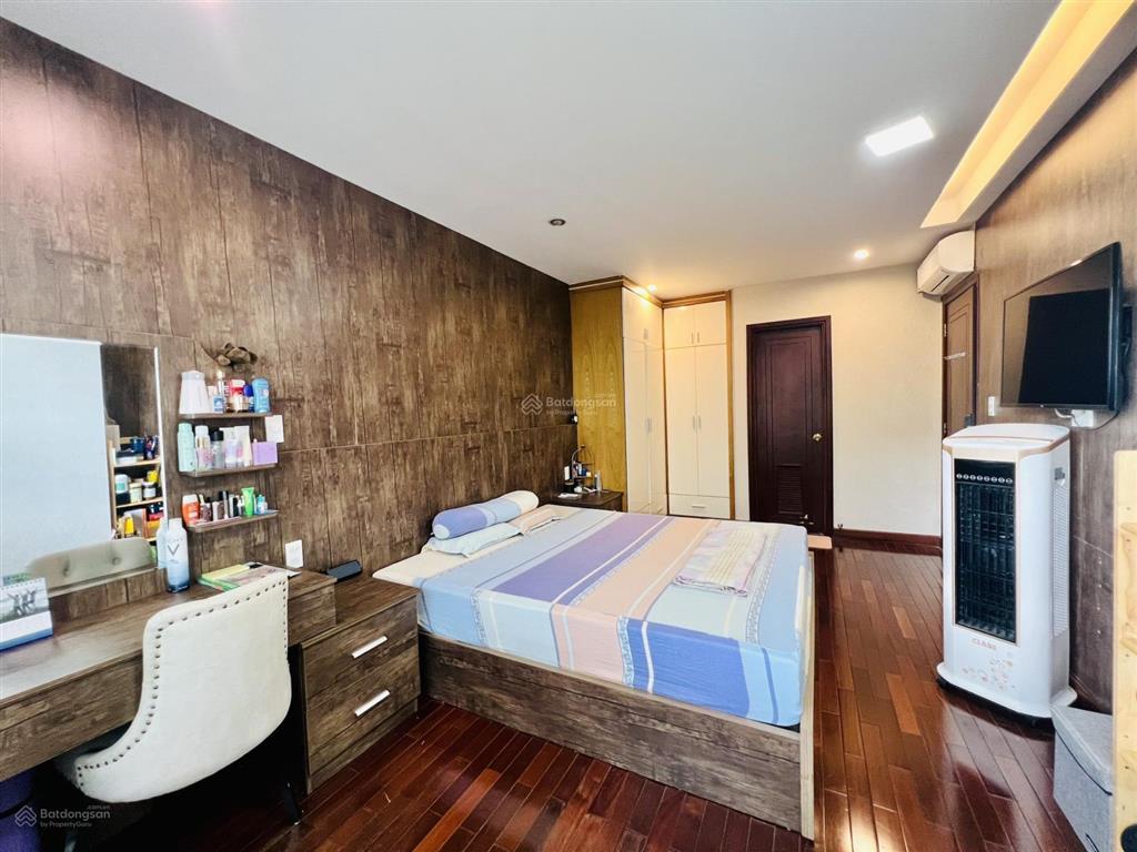 Bán căn hộ cao ốc thịnh vượng đã có sổ 122m2, 4pn, 3wc. giá 5.8 tỷ  0901 199 *** zalo ms dương