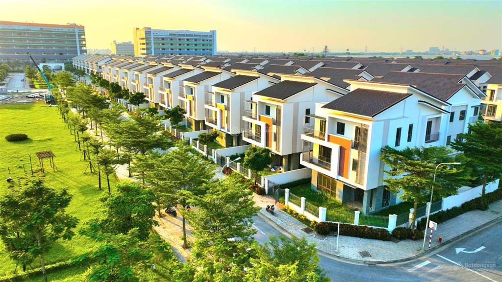 Kđt centa riverside giá trị thực từ 7x tr/m2. miễn gốc lãi 24 tháng. ngay đường vđ 3.  0865 706 ***