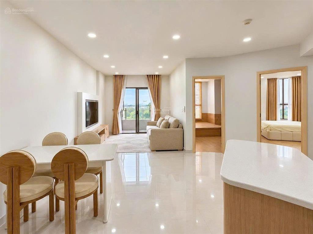 Cần bán căn 2pn. giá 7,3 tỷ sổ sẵn, dự án garden gate ngay công viên gia định.