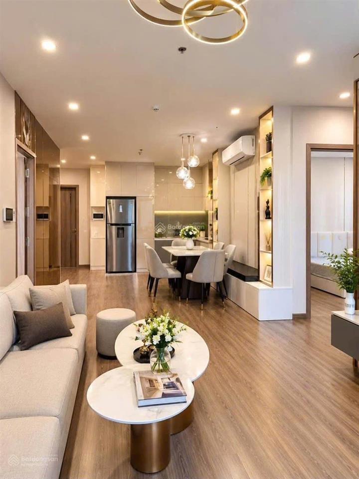 Cần bán 2pn giá 5,6 tỷ bao sổ. dự án golden mansion mặt tiền phổ quang.