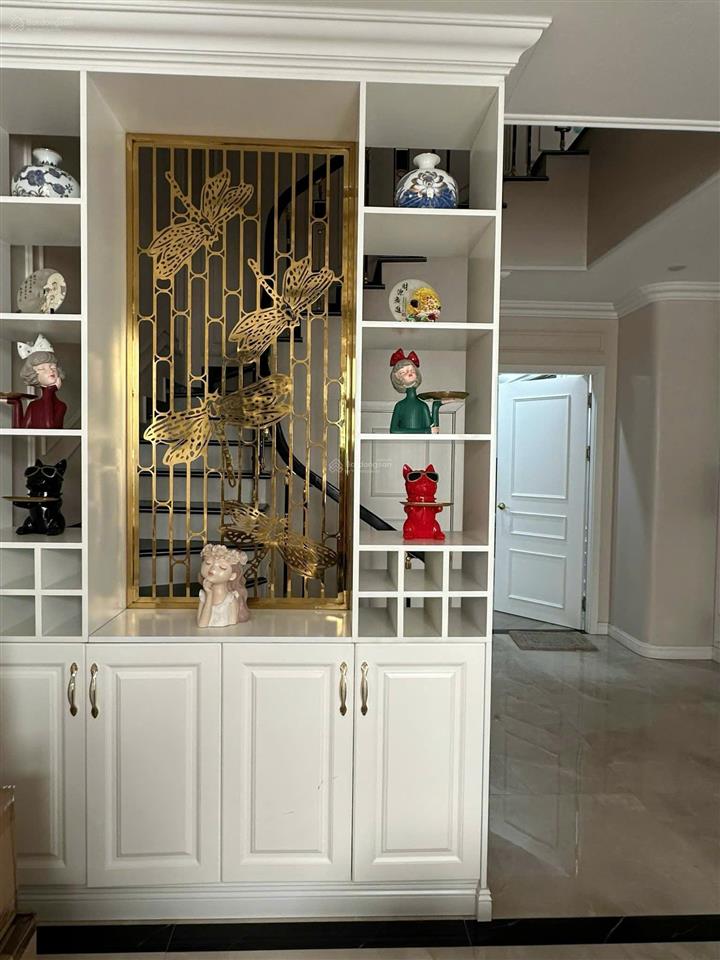 Cho thuê nguyên căn 5 tầng vinhomes marina full nội thất vừa ở vừa làm văn phòng, kinh doanh...