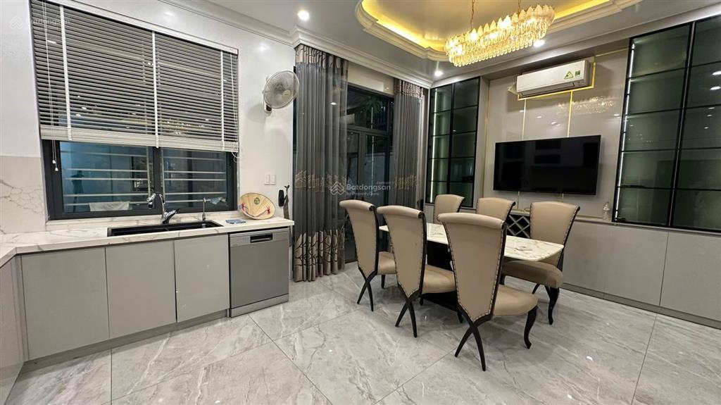 Cho thuê nguyên căn vinhomes marina 90 m² full nội thất 30 tr/tháng