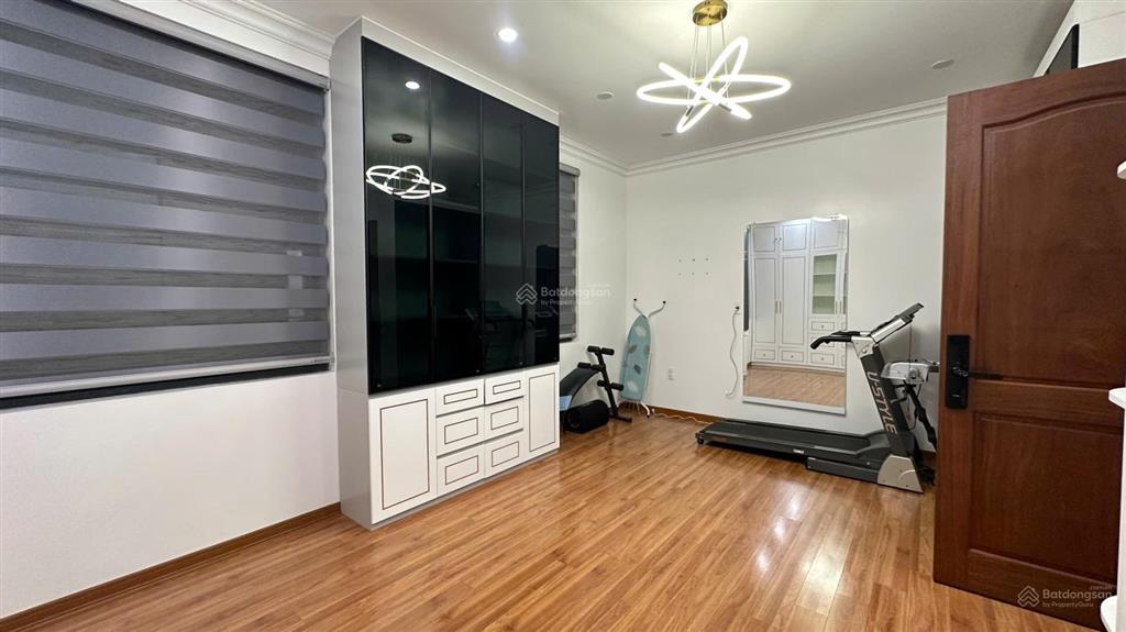 Cho thuê nguyên căn vinhomes marina 90 m² full nội thất 30 tr/tháng