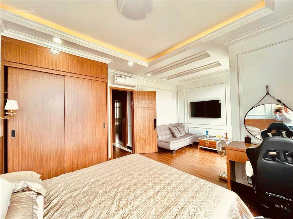 Cho thuê nguyên căn vinhomes marina 4 pn full nội thất có thang máy