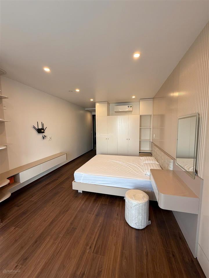 Cho thuê nguyên căn vinhomes vũ yên căn góc, phù hợp vừa ở vừa kinh doanh