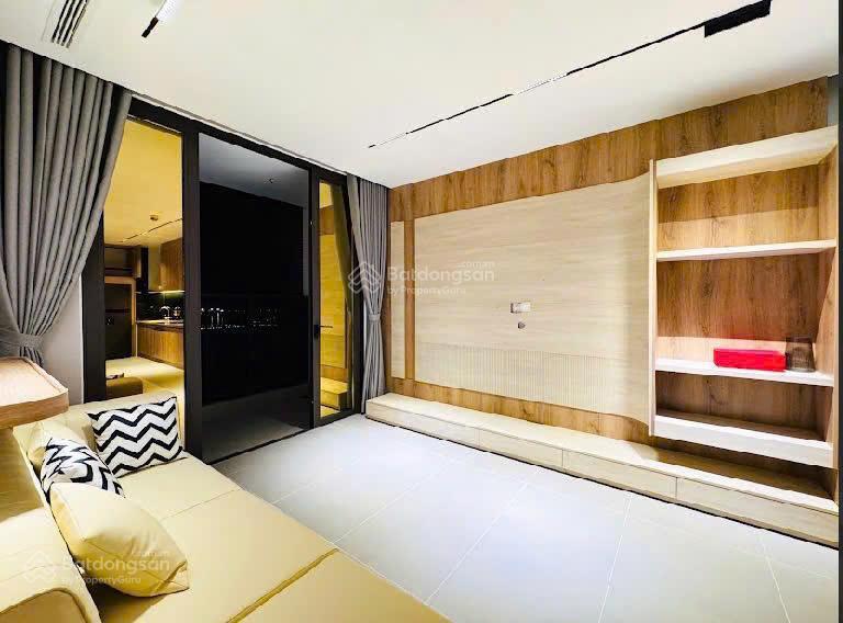 Căn hộ tầng 26, 1pn + 2wc, view vịnh thuận phước, có dòng tiền 18tr/tháng