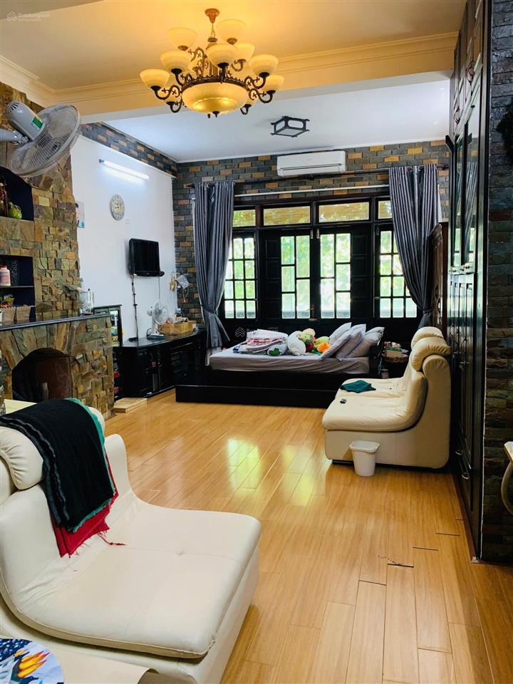 Cần bán nhà mặt tiền biển nguyễn tất thành đà nẵng