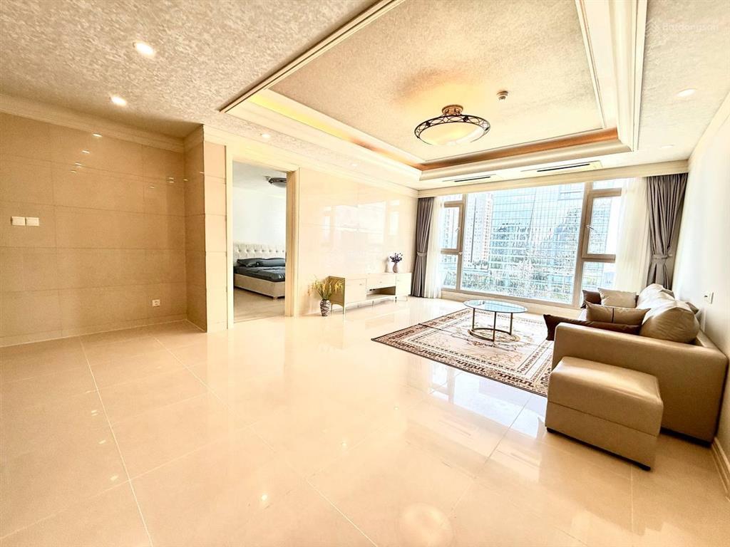Bán gấp căn hộ cantavil hoàn cầu 3 phòng ngủ đầy đủ nội thất 138m2 giá 11 tỷ đang cho thuê 25 triệu