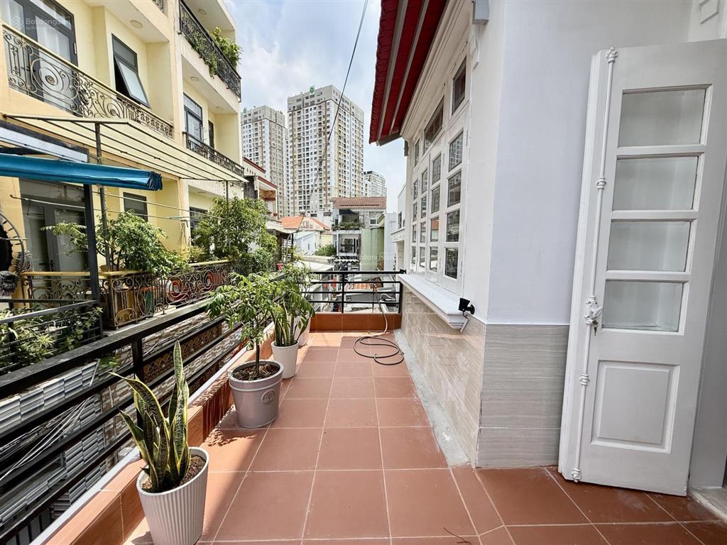 Bán nhà đường 61 thảo điền 1 trệt 3 lầu 5x20m đầy đủ nội thất nhà mới giá 15tỷ