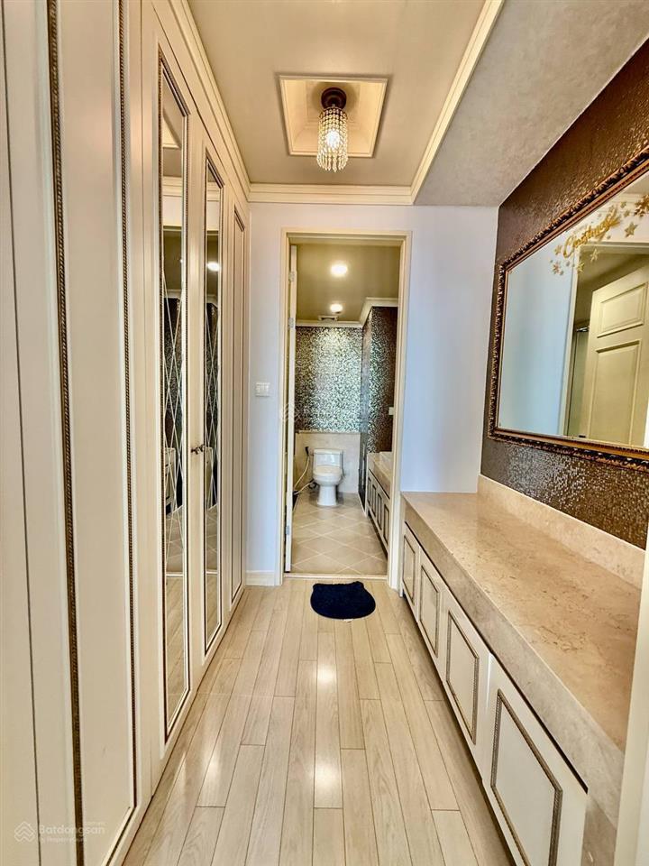 Chính chủ bán căn hộ cantavil hoàn cầu 3 phòng ngủ 2wc đầy đủ nội thất giá 11 tỷ  đang có hđt 25tr