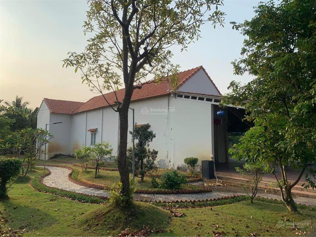 Nhà vườn xã tân nhựt bình chánh 1300m có 300m2 thổ cư