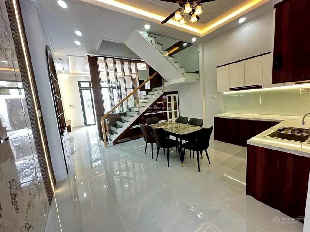 Bán nhà 125m², xã tân bửu, long an, đường thông xe hơi vivu, gần nguyễn hữu trí nối dài