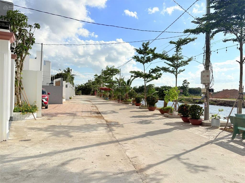Bán 800m2 có 155m2 thổ cư mặt tiền rạch mỹ nhơn xã mỹ yên long an